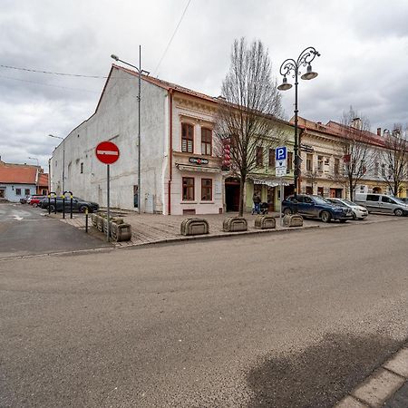 K1 Piatok Sobota Disco Cez Tyzden Tichy Apartman Košice Exteriör bild