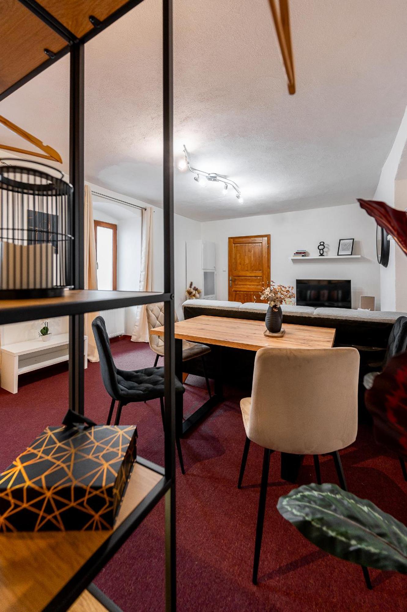K1 Piatok Sobota Disco Cez Tyzden Tichy Apartman Košice Exteriör bild